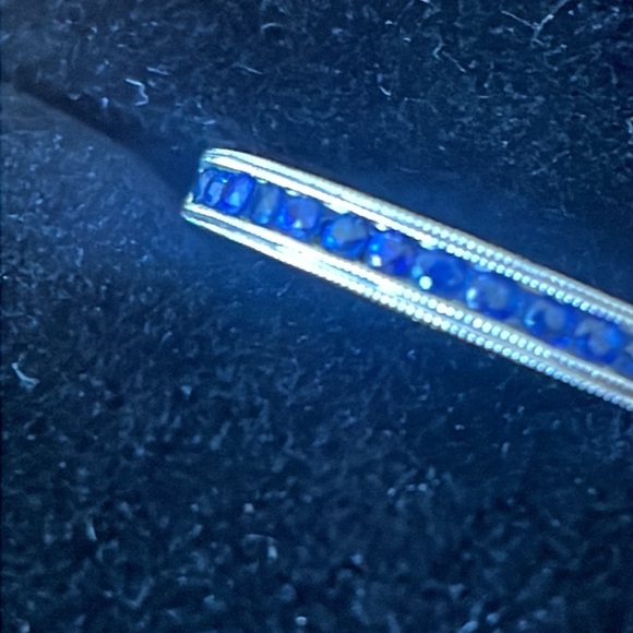 Channel set sapphire white gold ring - Picture 5 of 5